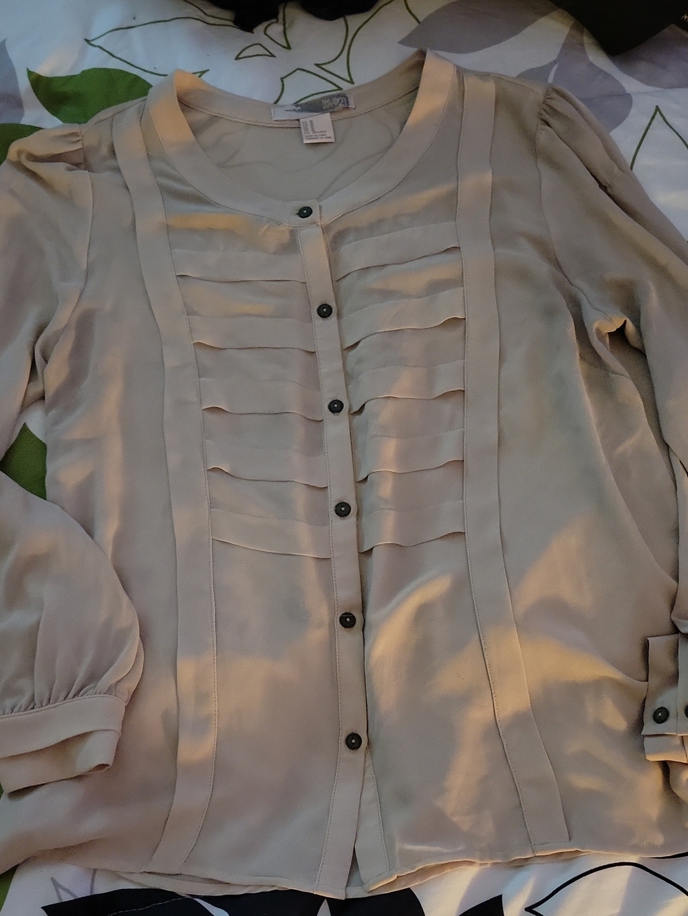 Forever 21 Long sleeve button down blouse